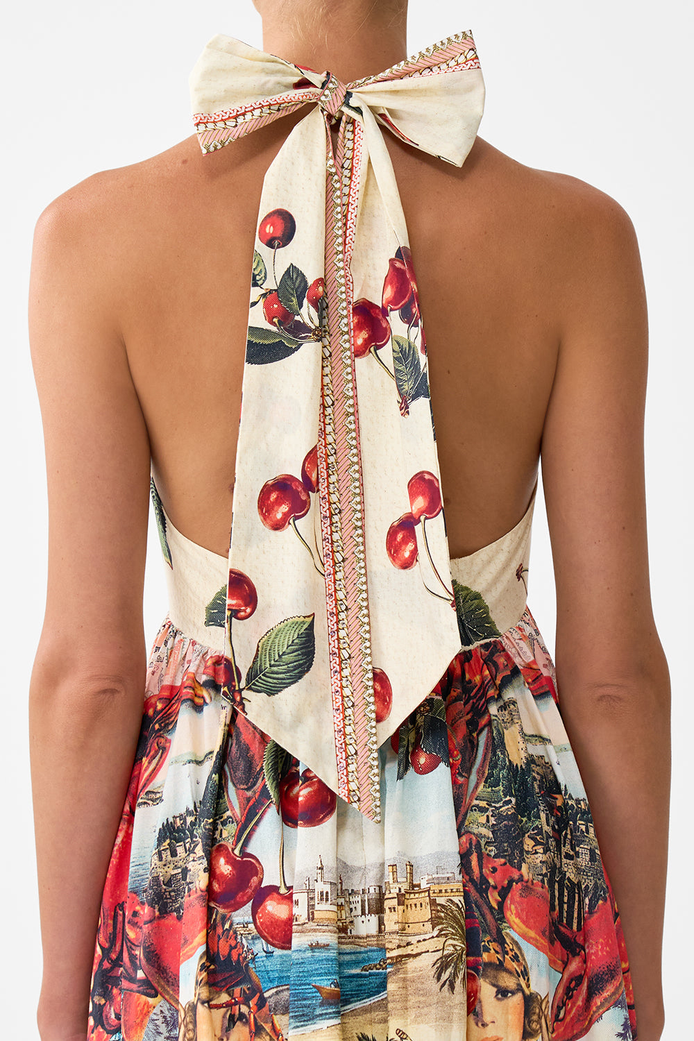 VESTIDO HALTER CON VOLANTES NOTAS DEL VIAJE