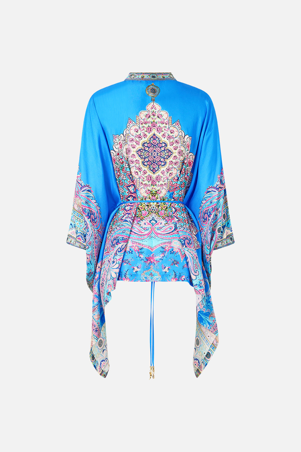 BLUSA CON BOTONES HASTA ABAJO PAÑUELO HUELLAS EN EL FOLCLORE