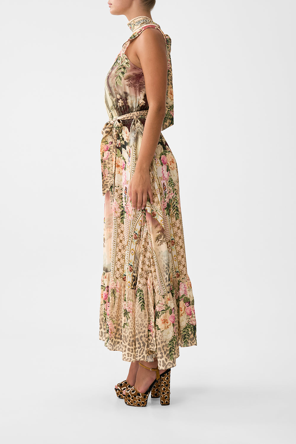 VESTIDO CON CINTURÓN Y CINTURA ELÁSTICA MARAVILLAS EN ACUARELA