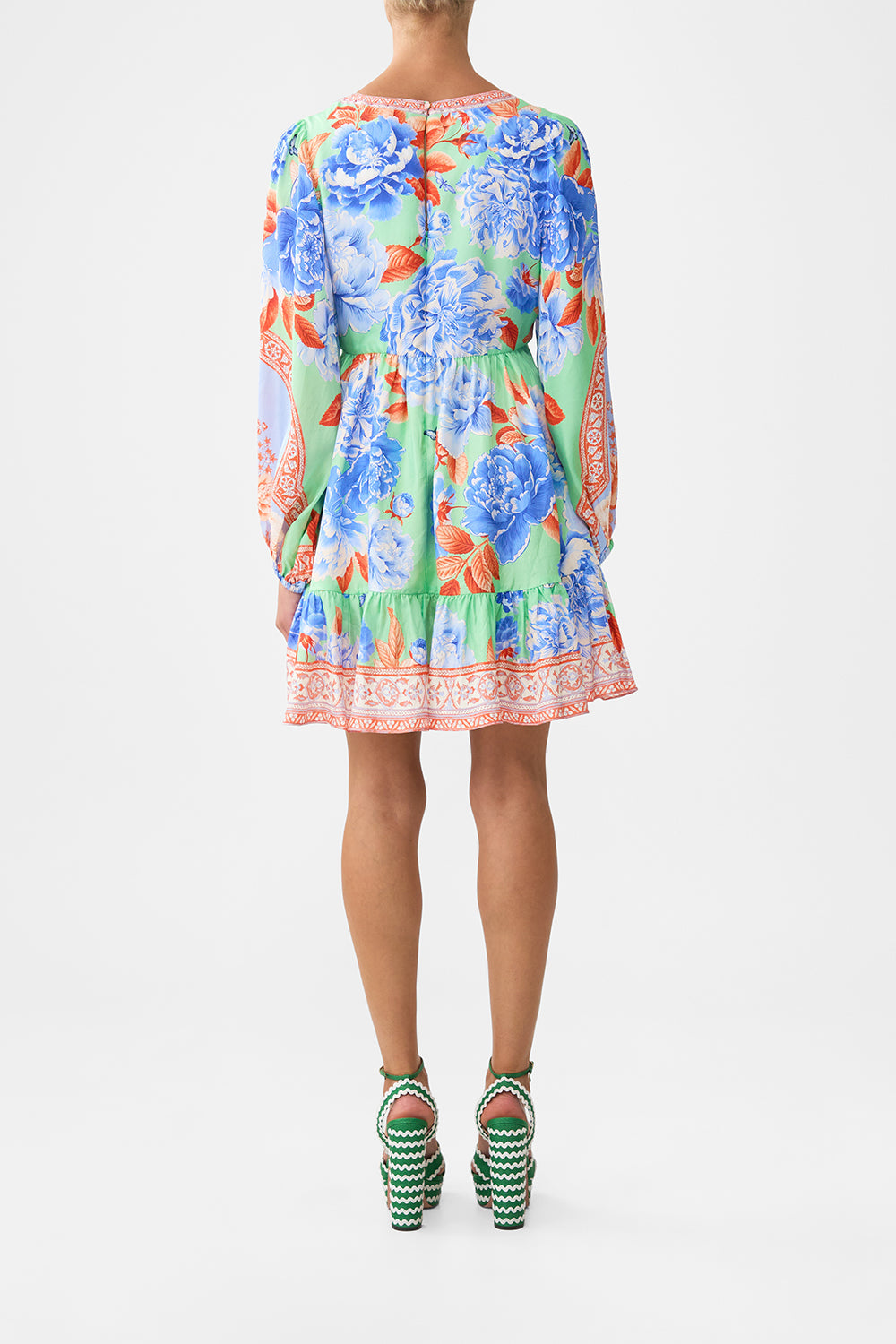 The CAMILLA short tie front blouson dress from our print Topkapi pop