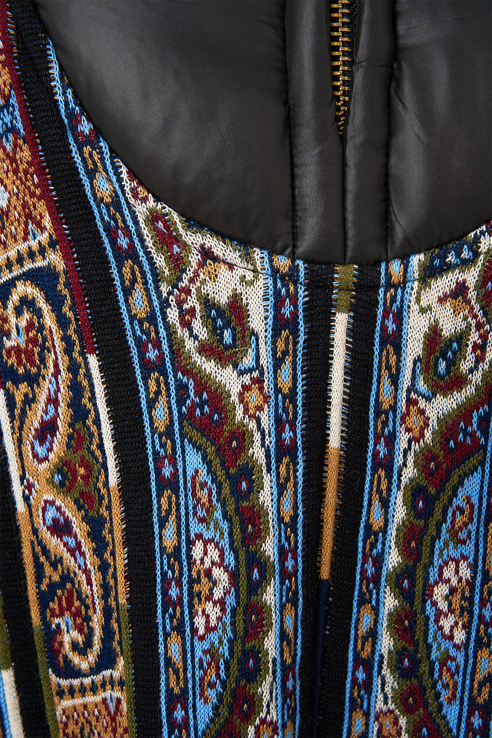 QUILTED COLLAR KNIT PONCHO ISTANBUL ANIMALIA