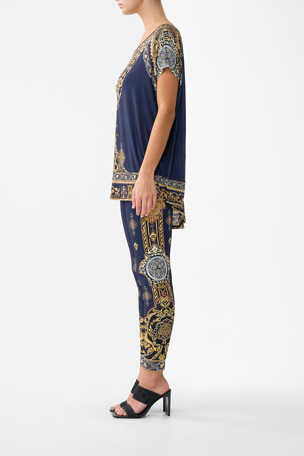 LOOSE FIT TEE THE IMPERIAL GATE