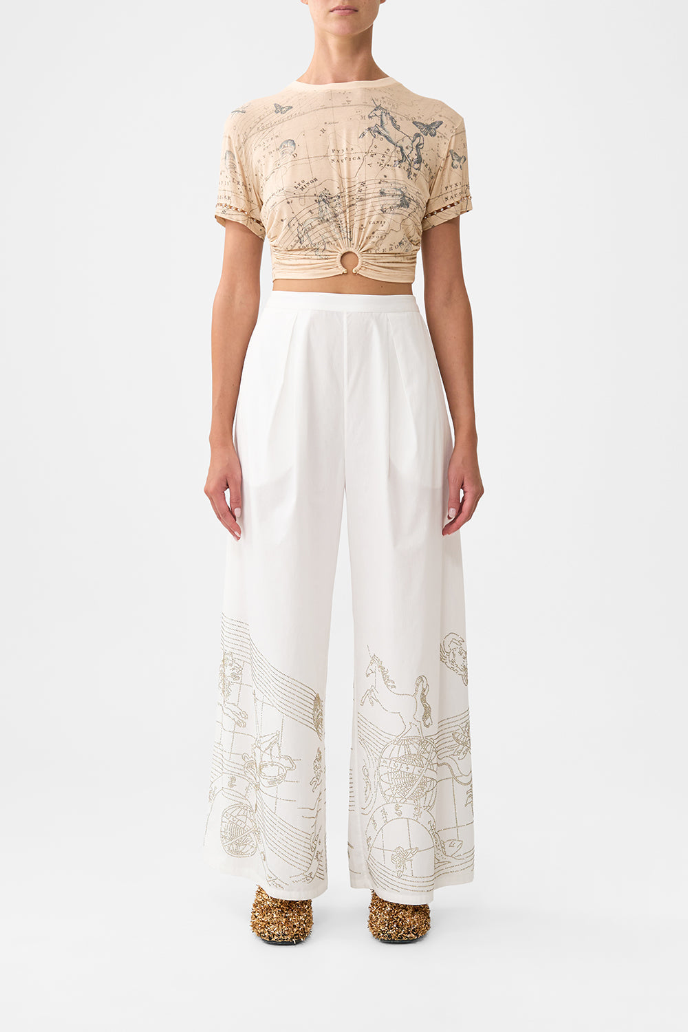 The CAMILLA JERSEY T-SHIRT WITH HARDWARE HOUSE OF HOROSCOPES in our HOUSE OF HOROSCOPES print.