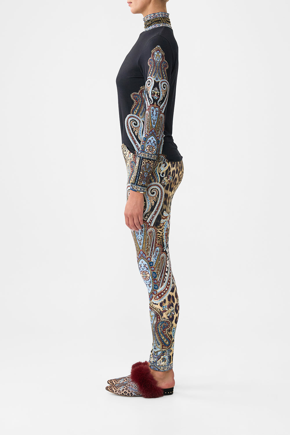 The CAMILLA leggings from our print Istanbul animalia