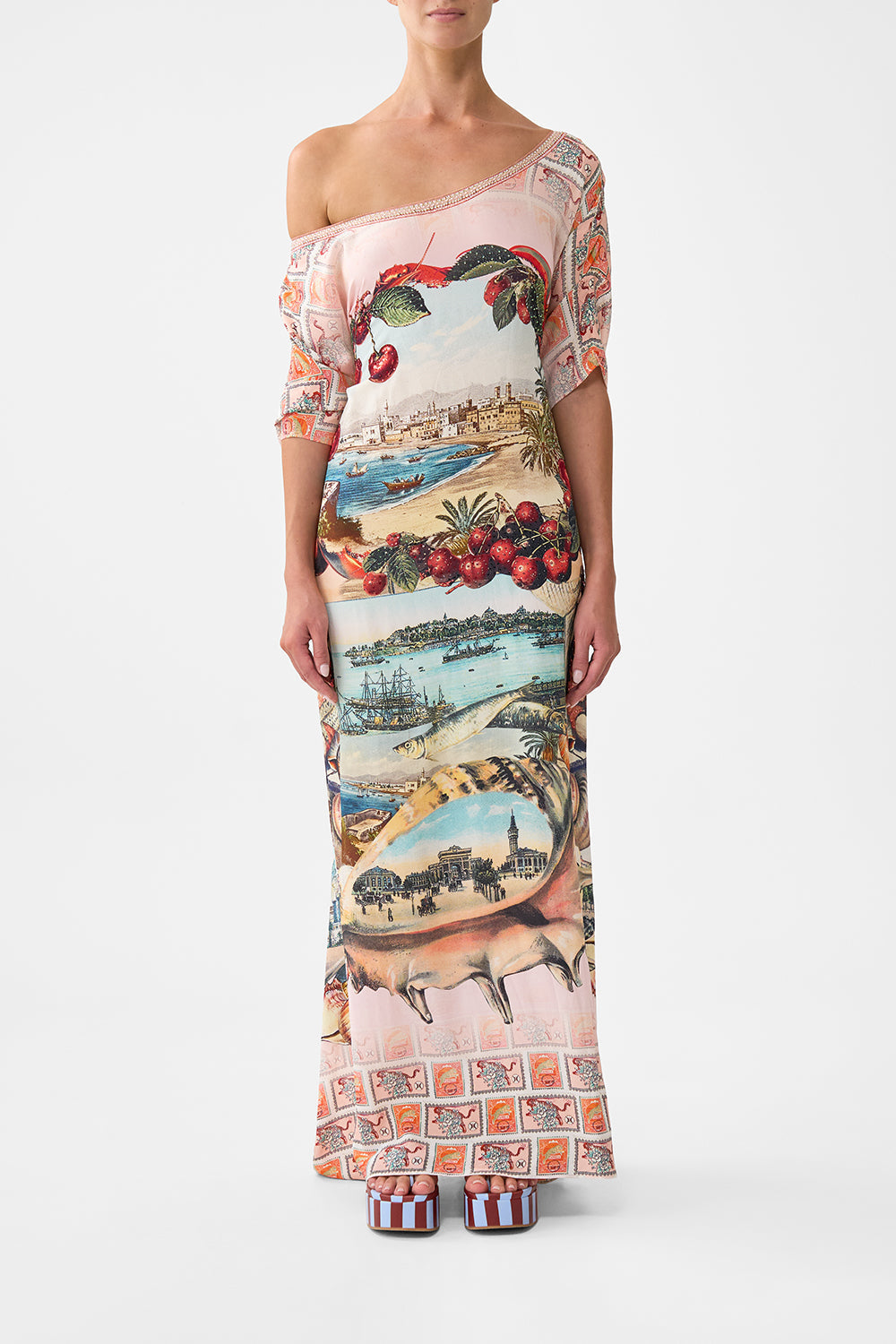 ROUND NECK KAFTAN NOTES FROM THE ROAD