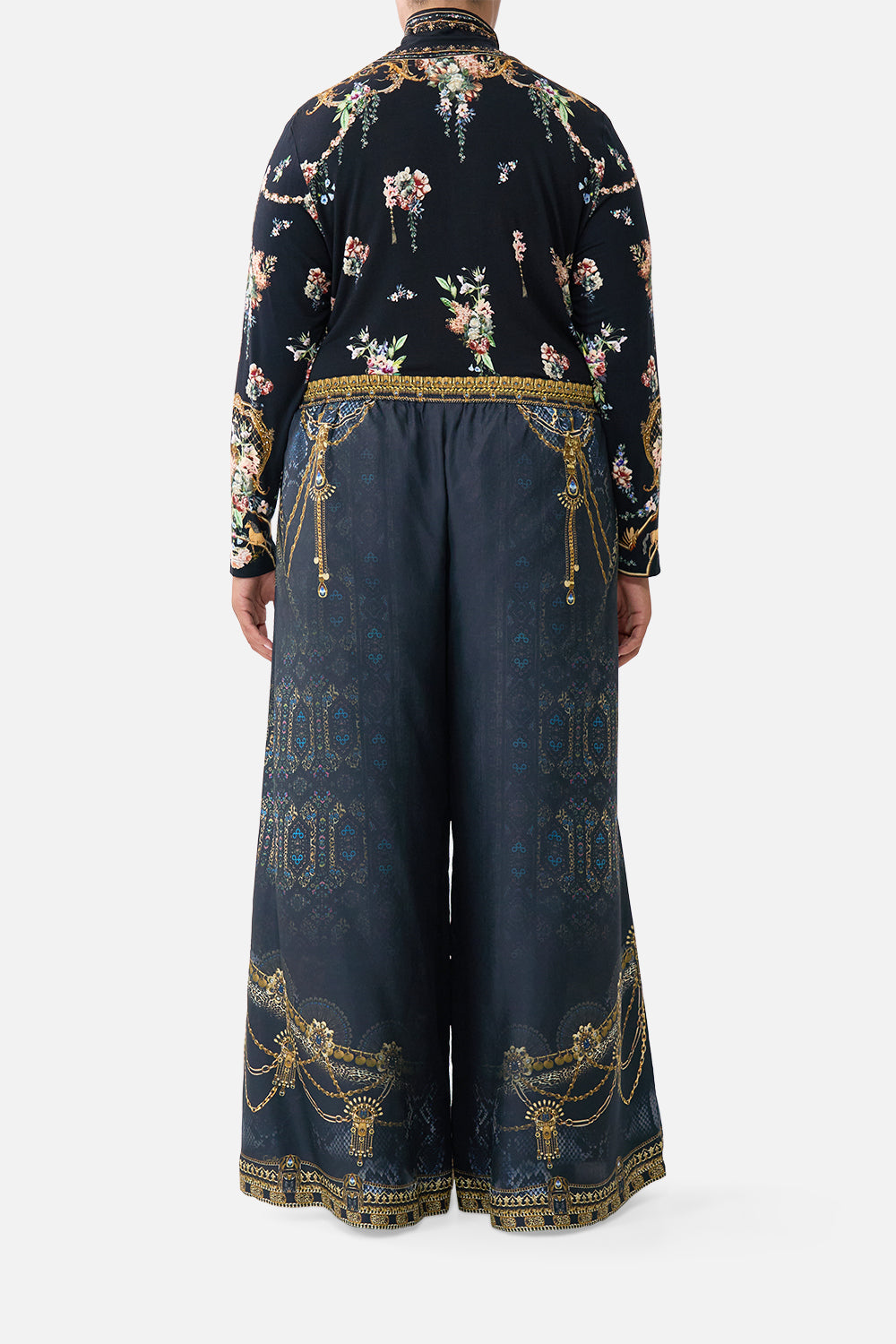 The CAMILLA LOUNGE PANT SONG OF THE SOLSTICE in our  print.