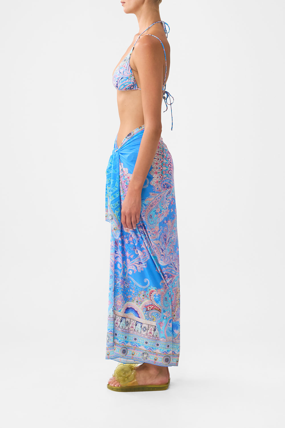 MULTI WEAR PAREO LARGO HUELLAS EN EL FOLCLORE