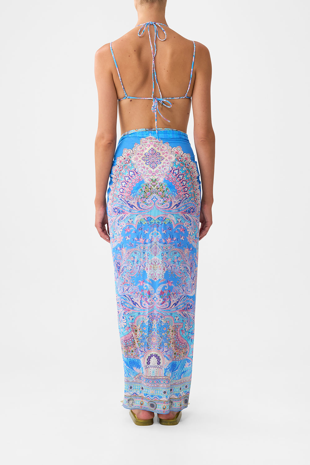 MULTI WEAR PAREO LARGO HUELLAS EN EL FOLCLORE