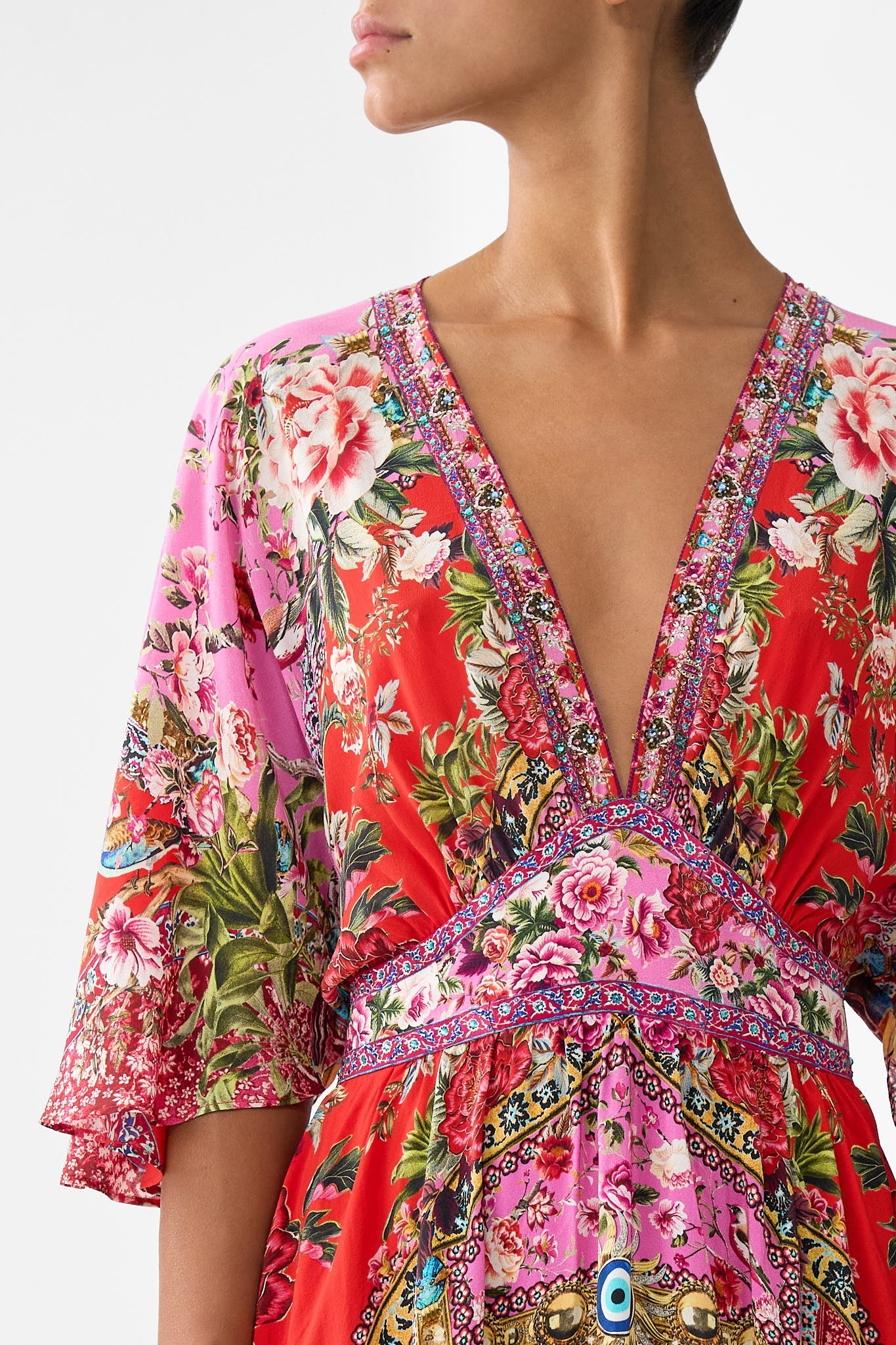 VESTIDO ENTALLADO CON VOLANTE EN EL BAJO ESTILO IMPERIO HEIRLOOM