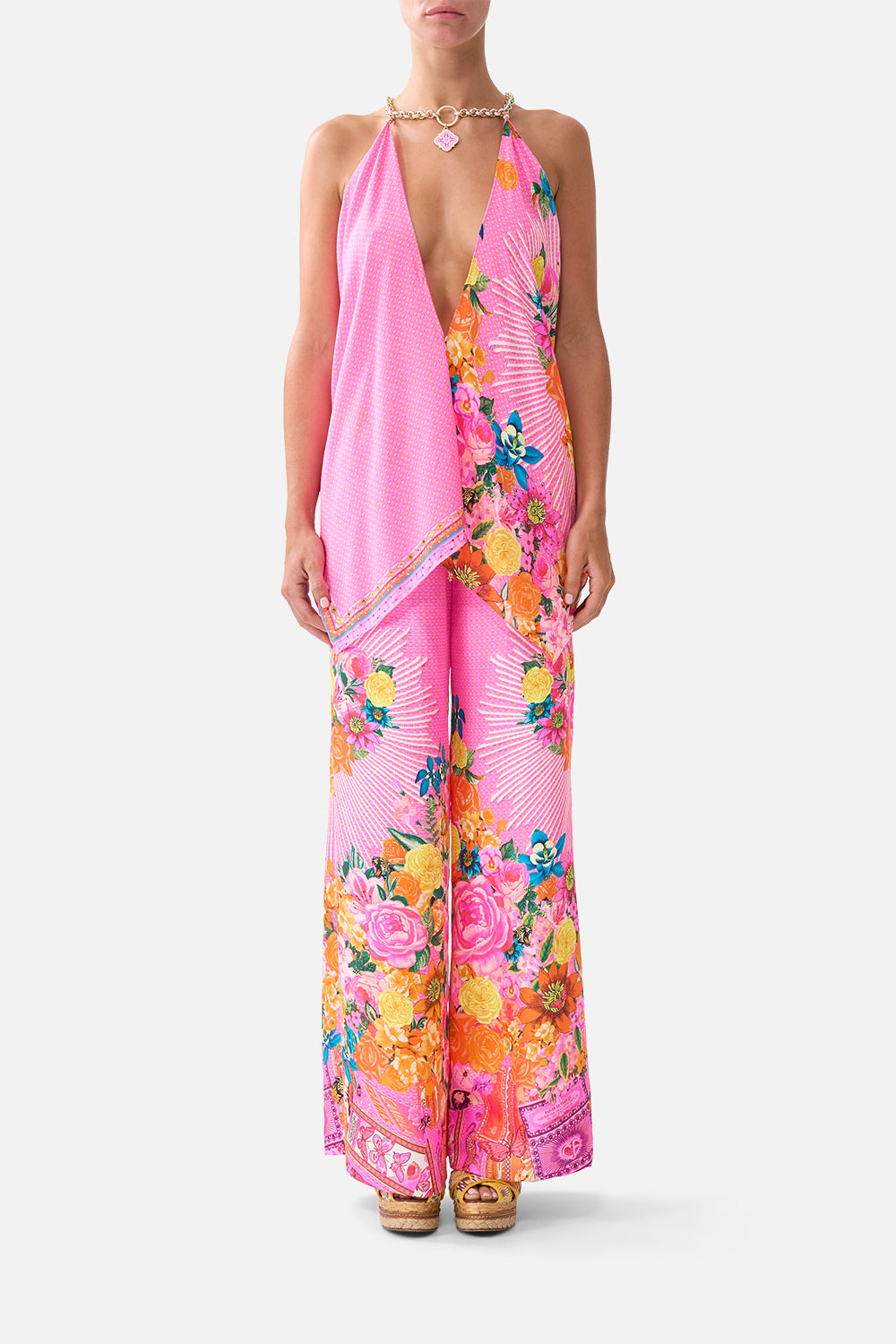 KNOTTED SCARF TOP ILLUSTRATION NATION