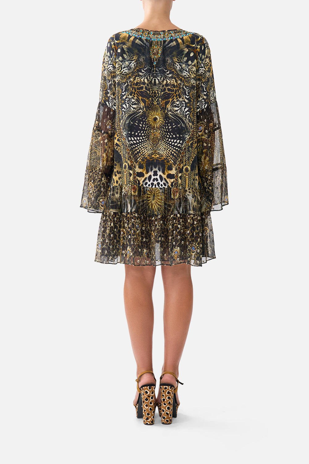 VESTIDO CON PANELES FRUNCIDOS EN FORMA DE A LÍNEA FOLCLORE FELINO