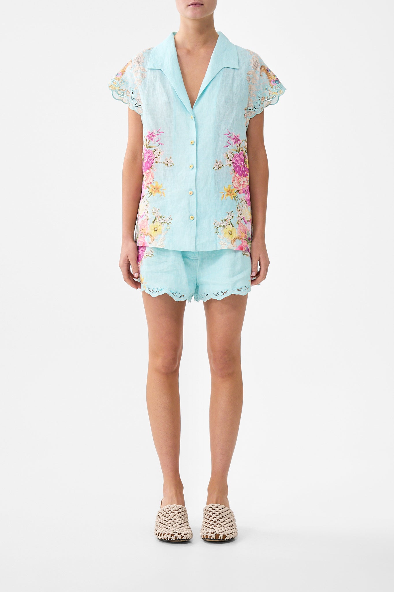 BLUSA ABOTONADA CON CUELLO BAZAAR BLOOMS