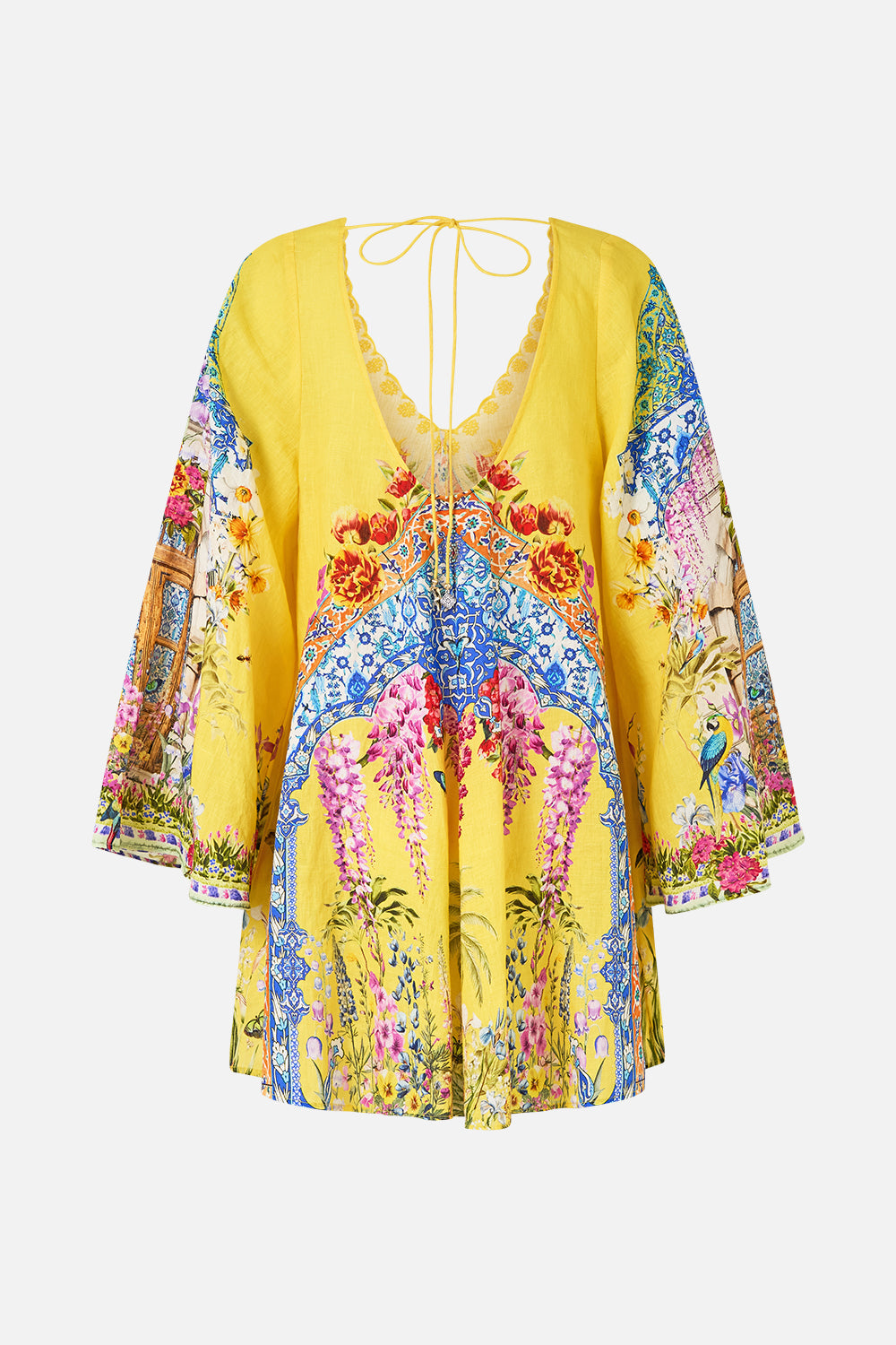 The CAMILLA POCKET DRESS WITH LOW BACK & WIDE SLEEVES SULTANAHMET SUMMER in our  print.