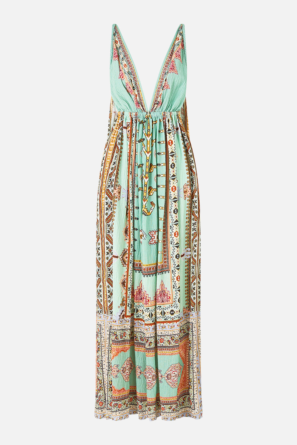 VESTIDO LARGO CON CAPA ABIERTA POR DETRÁS CUENTA LA LEYENDA