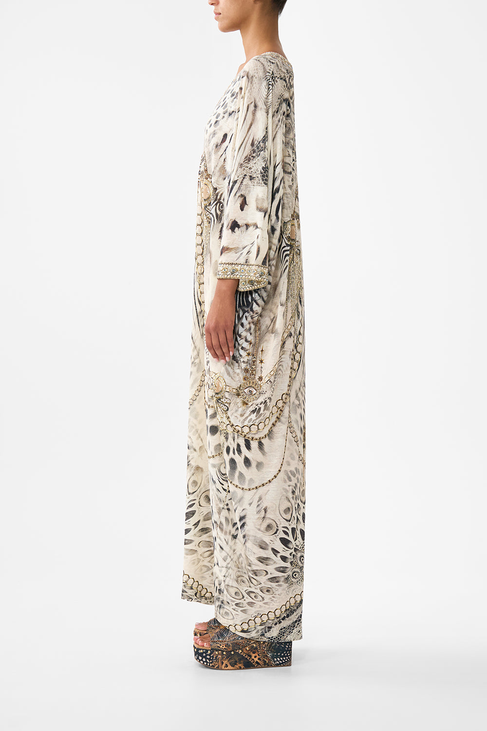 V NECK BATWING KAFTAN LADY LIONHEART