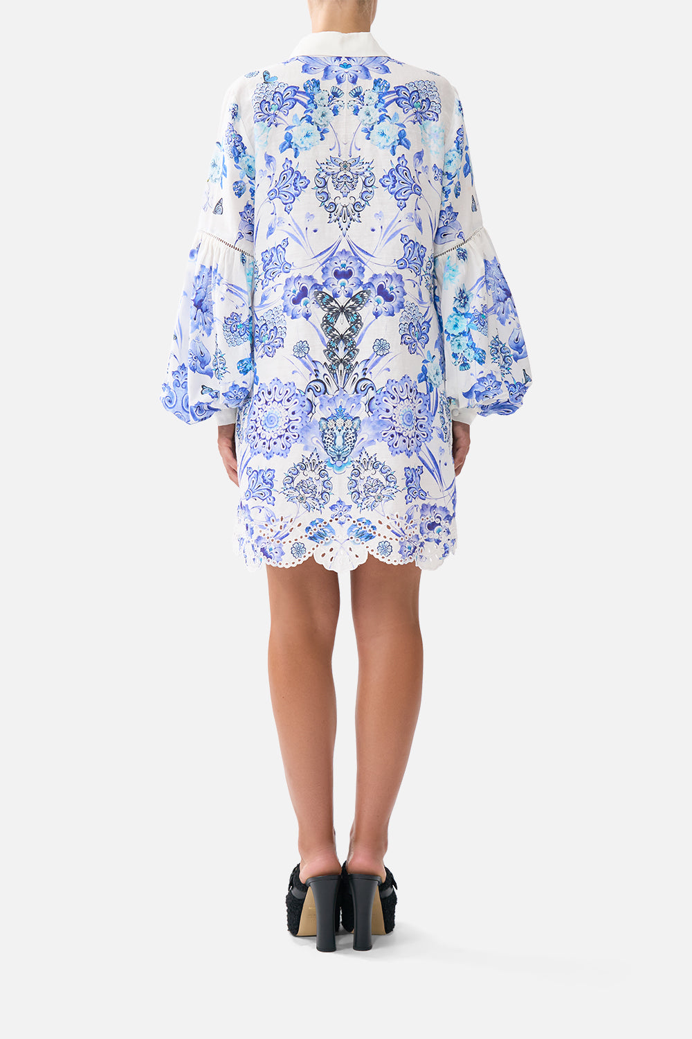 VESTIDO CAMISERO CON MANGA ABULLONADA TODO SOBRE EL ENCAJE