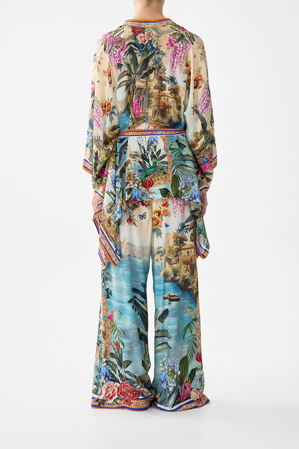 BLUSA CON BOTONES Y CUELLO PAÑUELO ESTAMPADO BOTÁNICO DE BODRUM