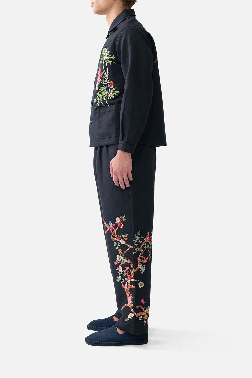 CHAQUETA DE FAENA BORDADA SULTANES Y REINAS