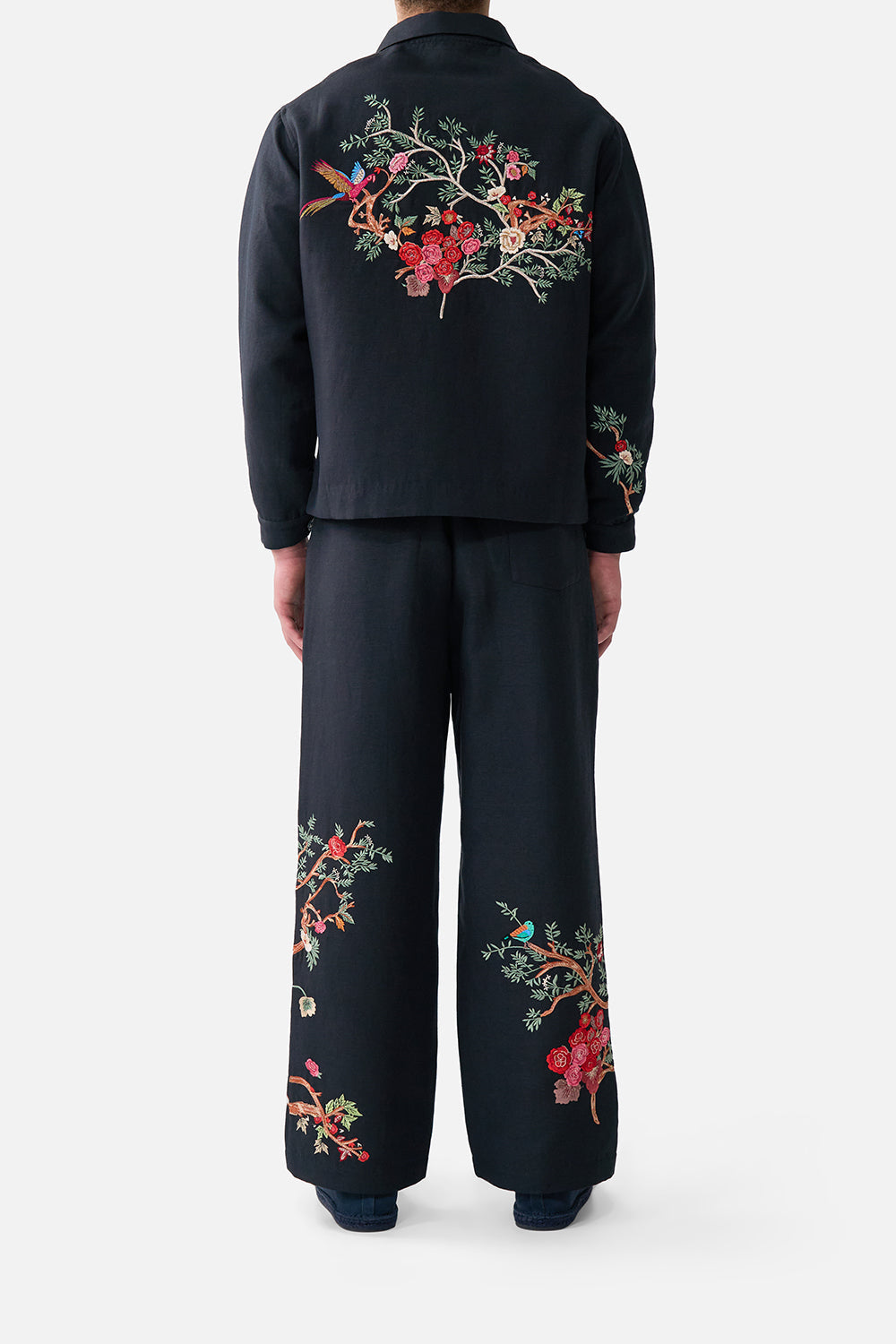 CHAQUETA DE FAENA BORDADA SULTANES Y REINAS