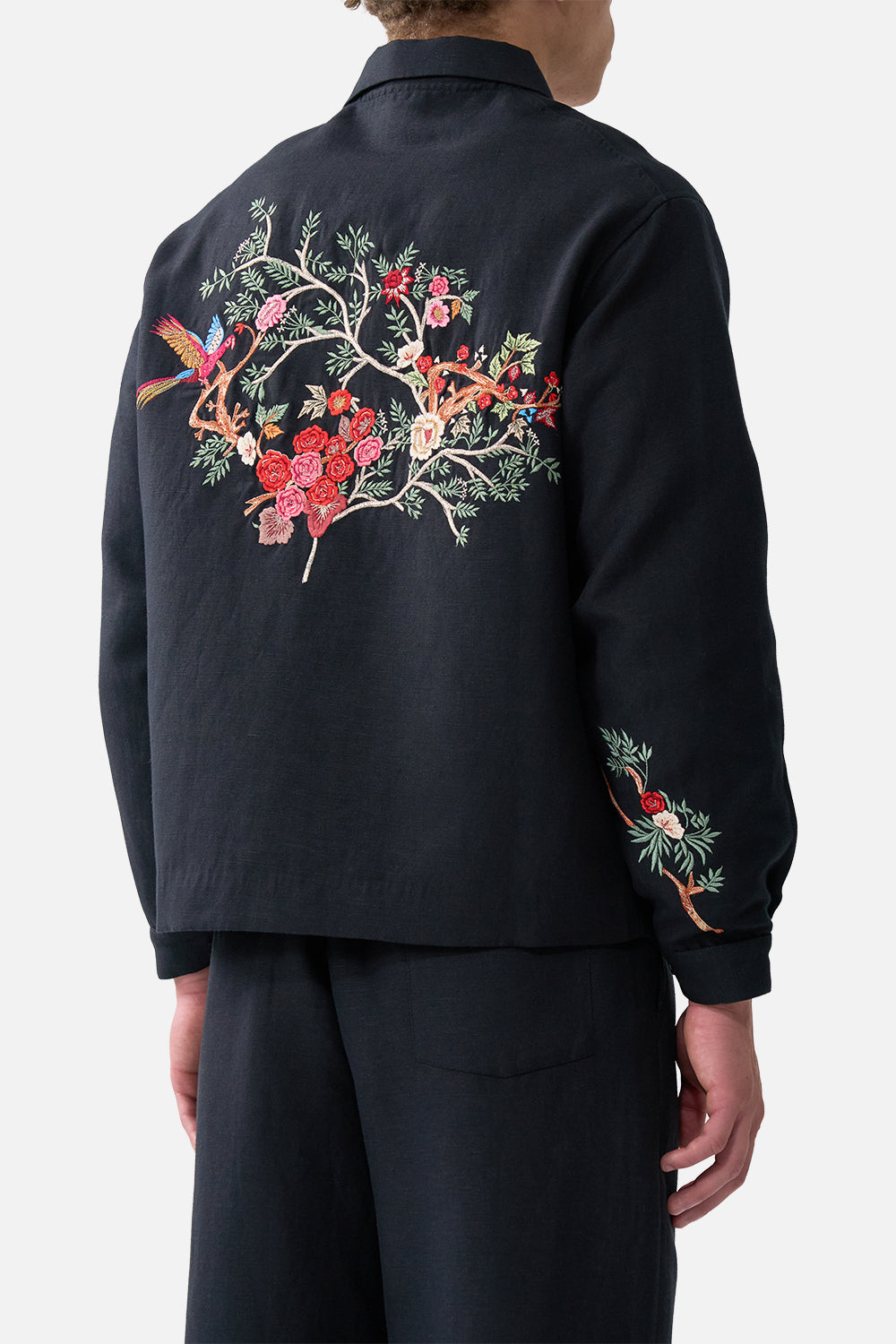 CHAQUETA DE FAENA BORDADA SULTANES Y REINAS