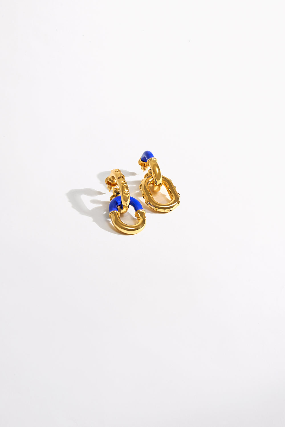 PENDIENTES DE ARTILLERÍA ARTESANAL DORADOS