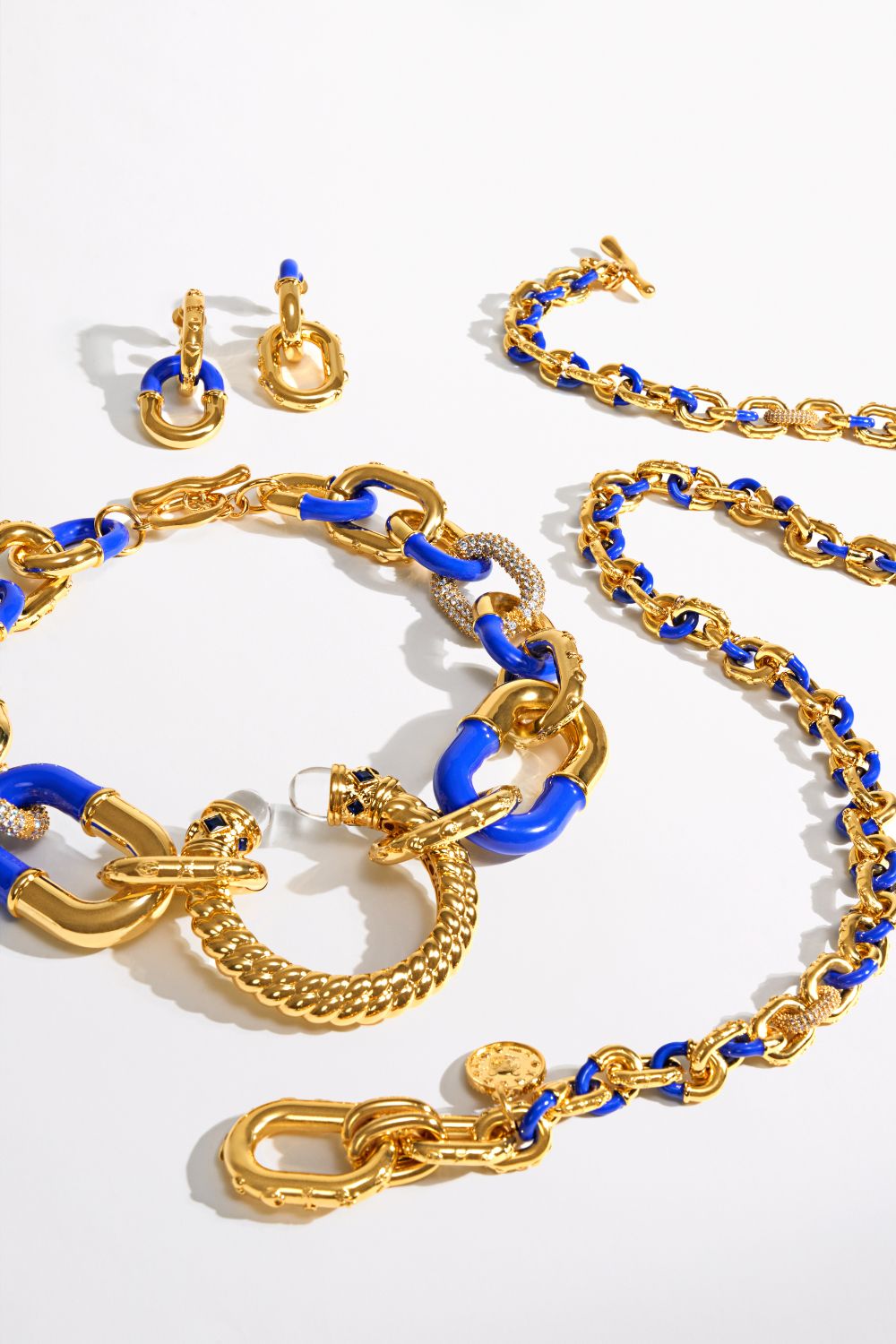 ARTISAN ARTILLERY STATEMENT NECKLACE GOLD