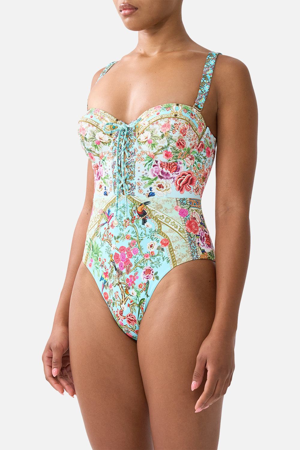 Traje de baño de una pieza Sultans and Queens con aros, copas moldeadas y cordones