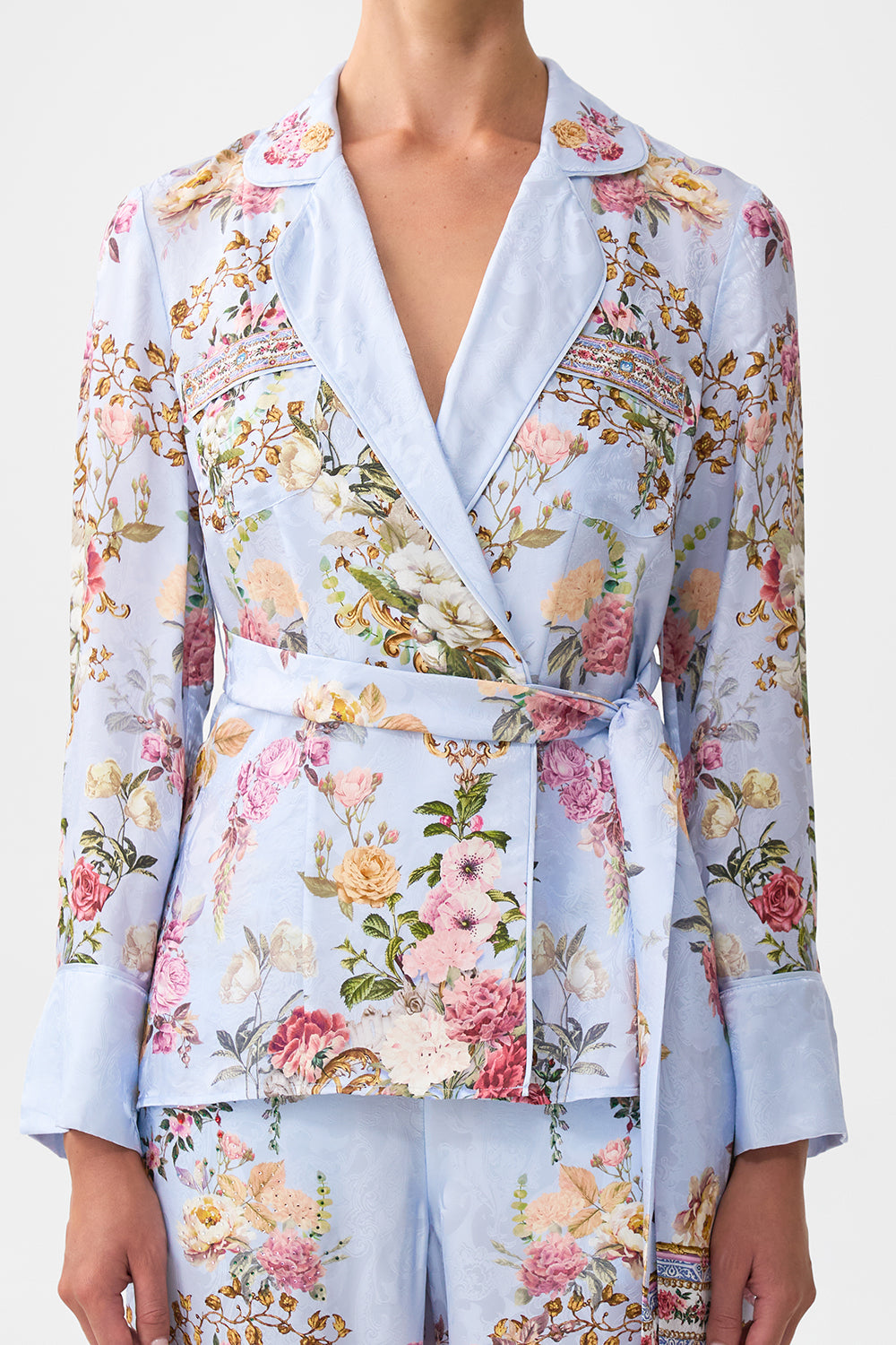 CHAQUETA DE SASTRE EN PIJAMA ALINEADA EN EL TIEMPO