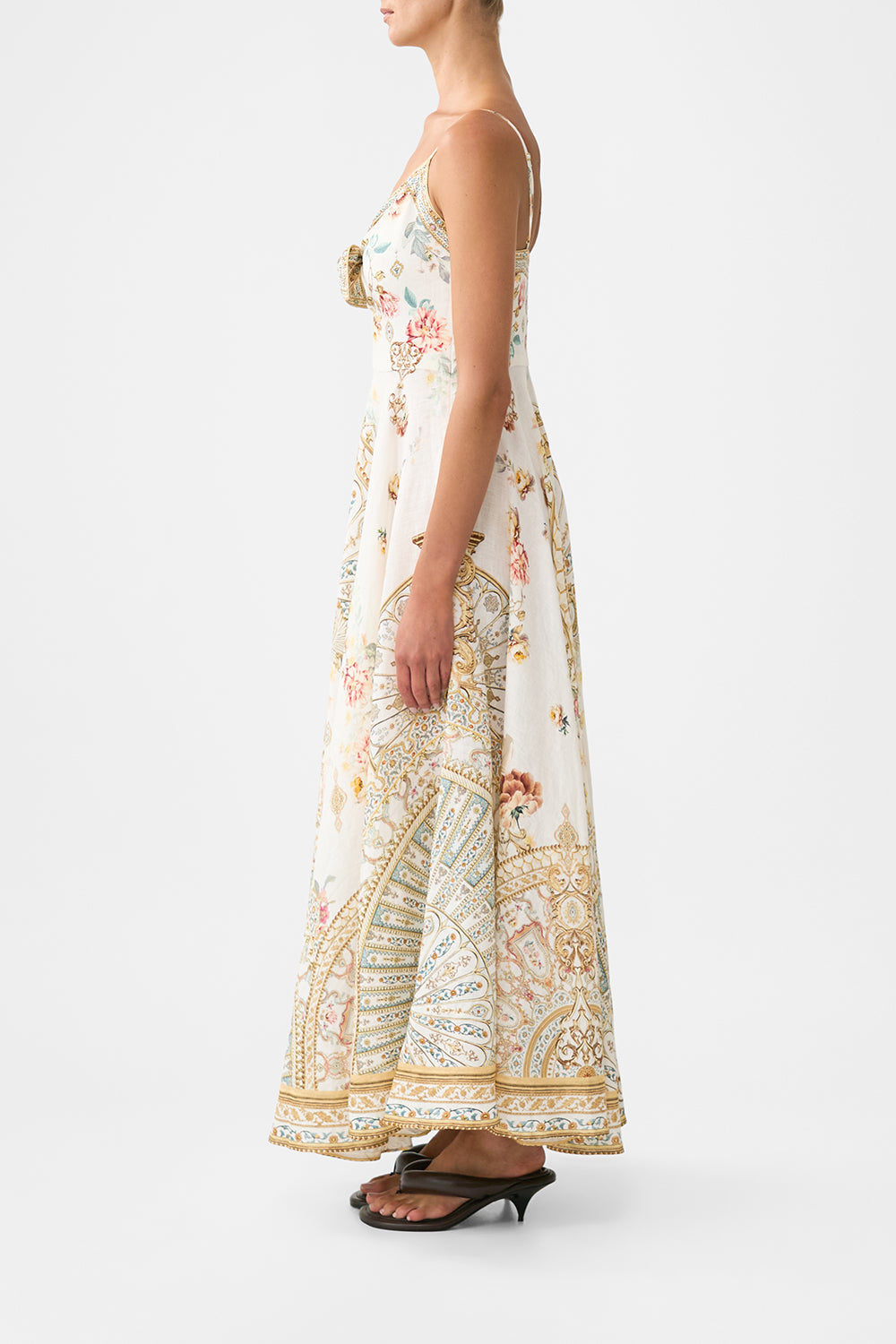 The CAMILLA long dress with tie front from our print Ottoman dynasty