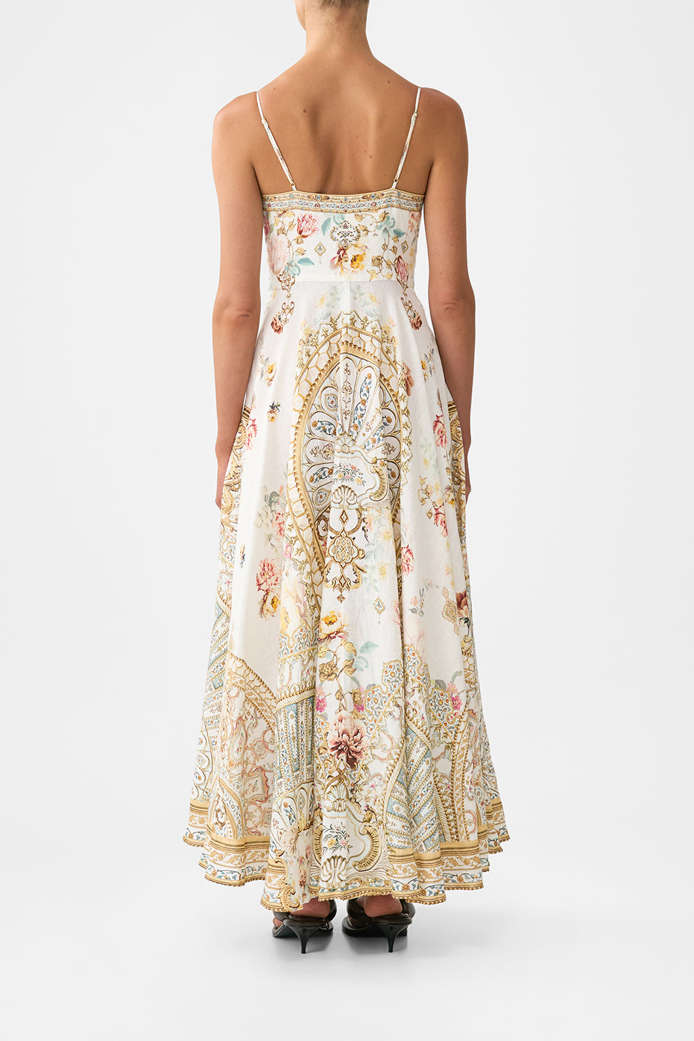 The CAMILLA long dress with tie front from our print Ottoman dynasty