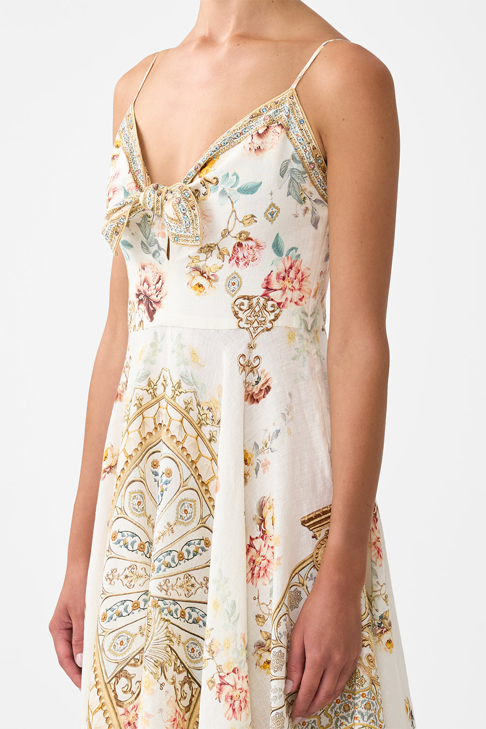 The CAMILLA long dress with tie front from our print Ottoman dynasty