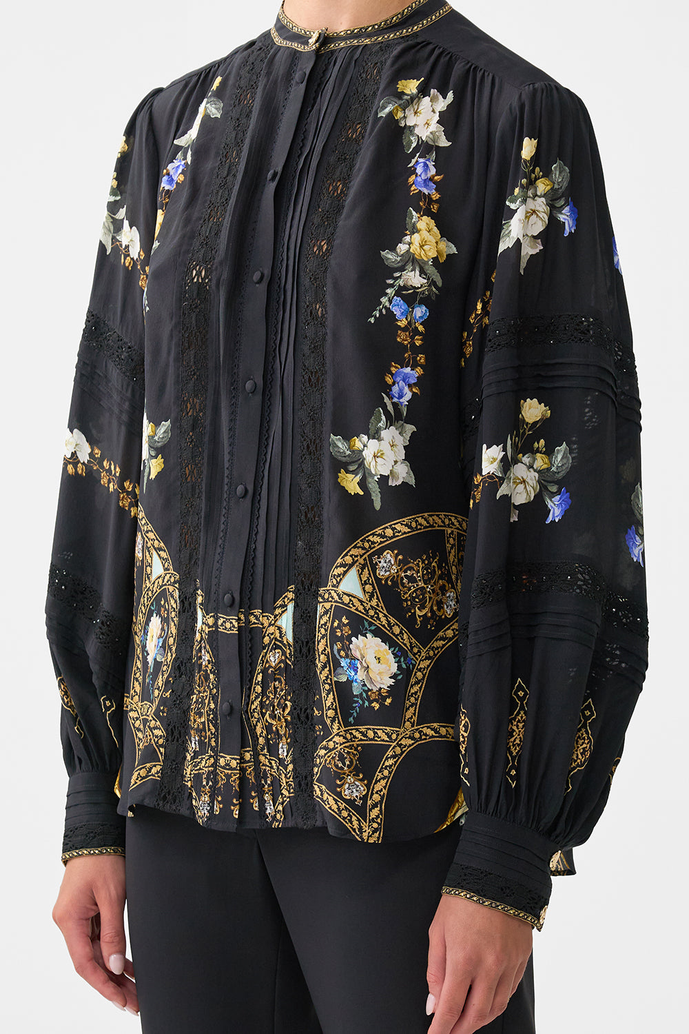 BLUSA CON MANGA TIPO BLUSÓN Y CANESÚ ELEGANCIA OTOMANA