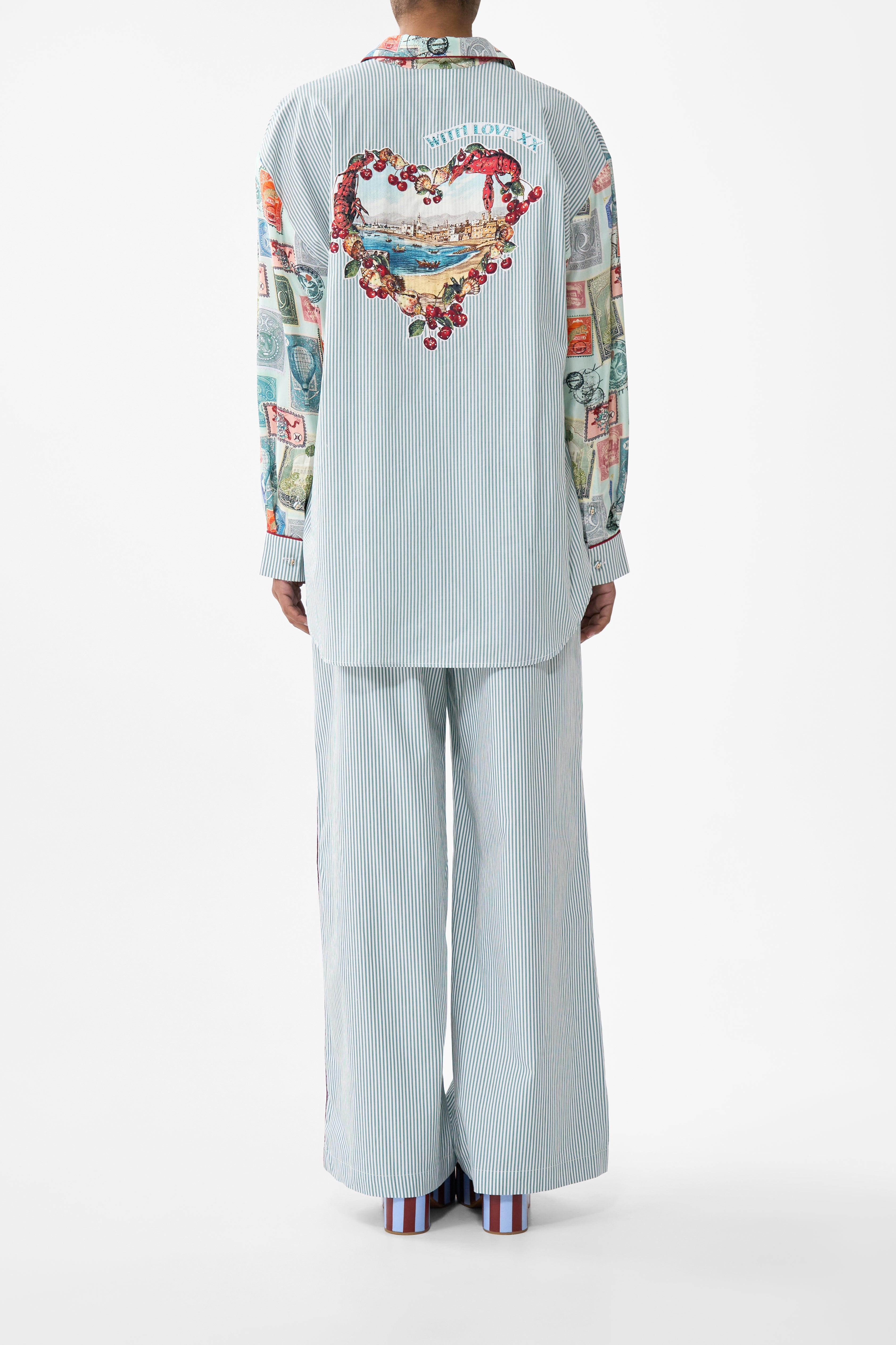 CAMISA LARGA DE TALLA GRANDE CON BOLSILLO CON AMOR DESDE TÜRKIYE
