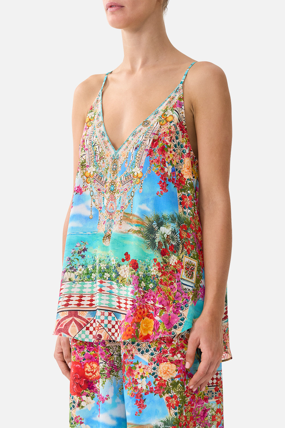 CAMISETA DE TIRANTES CON CUELLO EN V ENCUÉNTRAME EN MALLORCA
