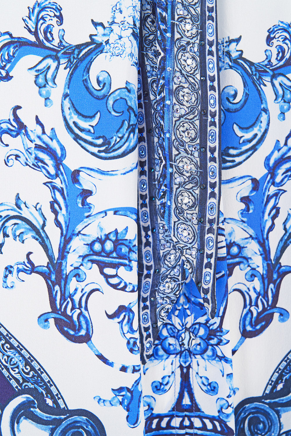 BLUSA RAGLÁN CON LAZO DESMONTABLE UN PAÍS DE LAS MARAVILLAS DE AZULEJOS