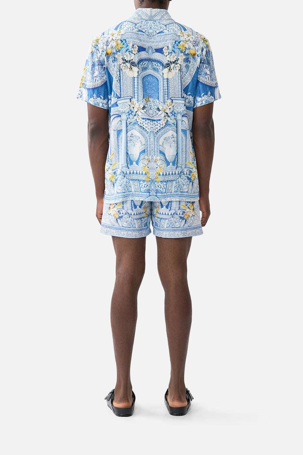 CAMISA DE MANGA CORTA CON CUELLO CUBANO DE NADA GRANADA