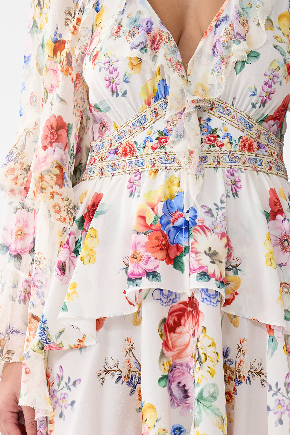 VESTIDO CORTO CON CINTURILLA Y MANGA CON VOLANTES DEJÉ MI CORAZÓN EN GRANADA