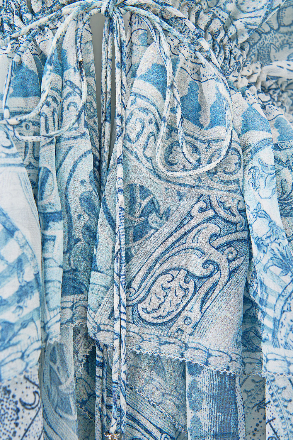 COLD SHOULDER RUFFLE TOP THE HUM OF THE ALHAMBRA