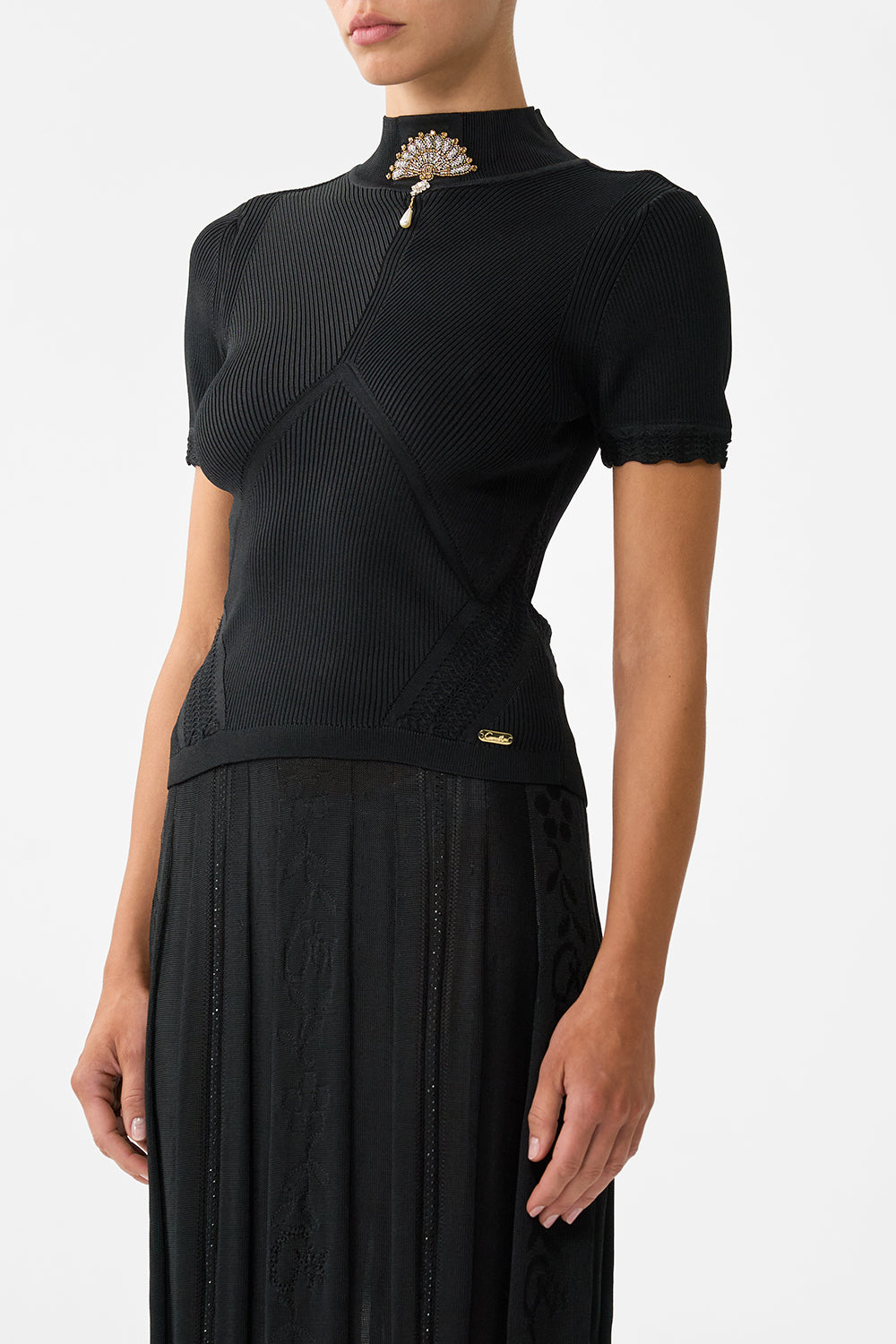 TOP TEJIDO CUELLO ALTO FOLCLORE FLAMENCO