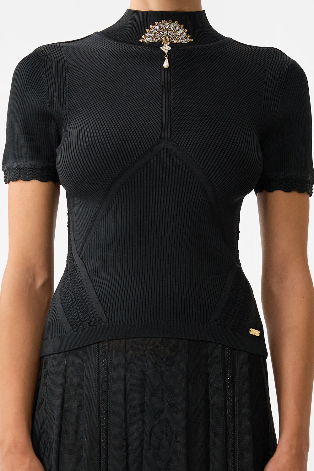 TOP TEJIDO CUELLO ALTO FOLCLORE FLAMENCO