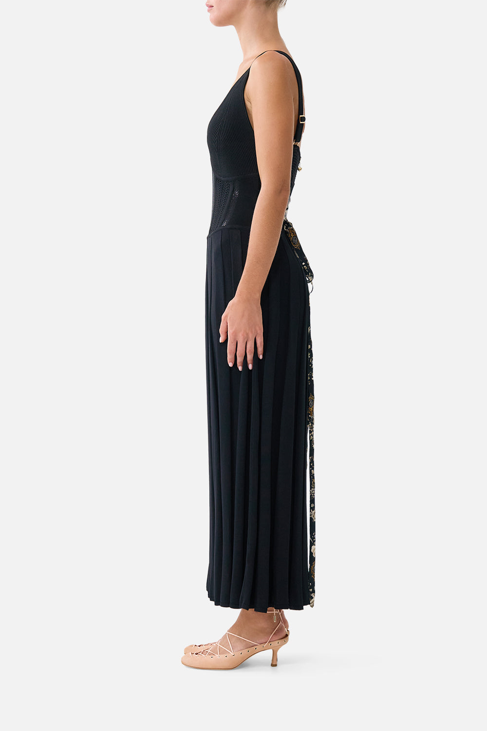 VESTIDO DE PUNTO EVASÉ CON DETALLES DE CORSÉ FLAMENCO FOLCLÓRICO