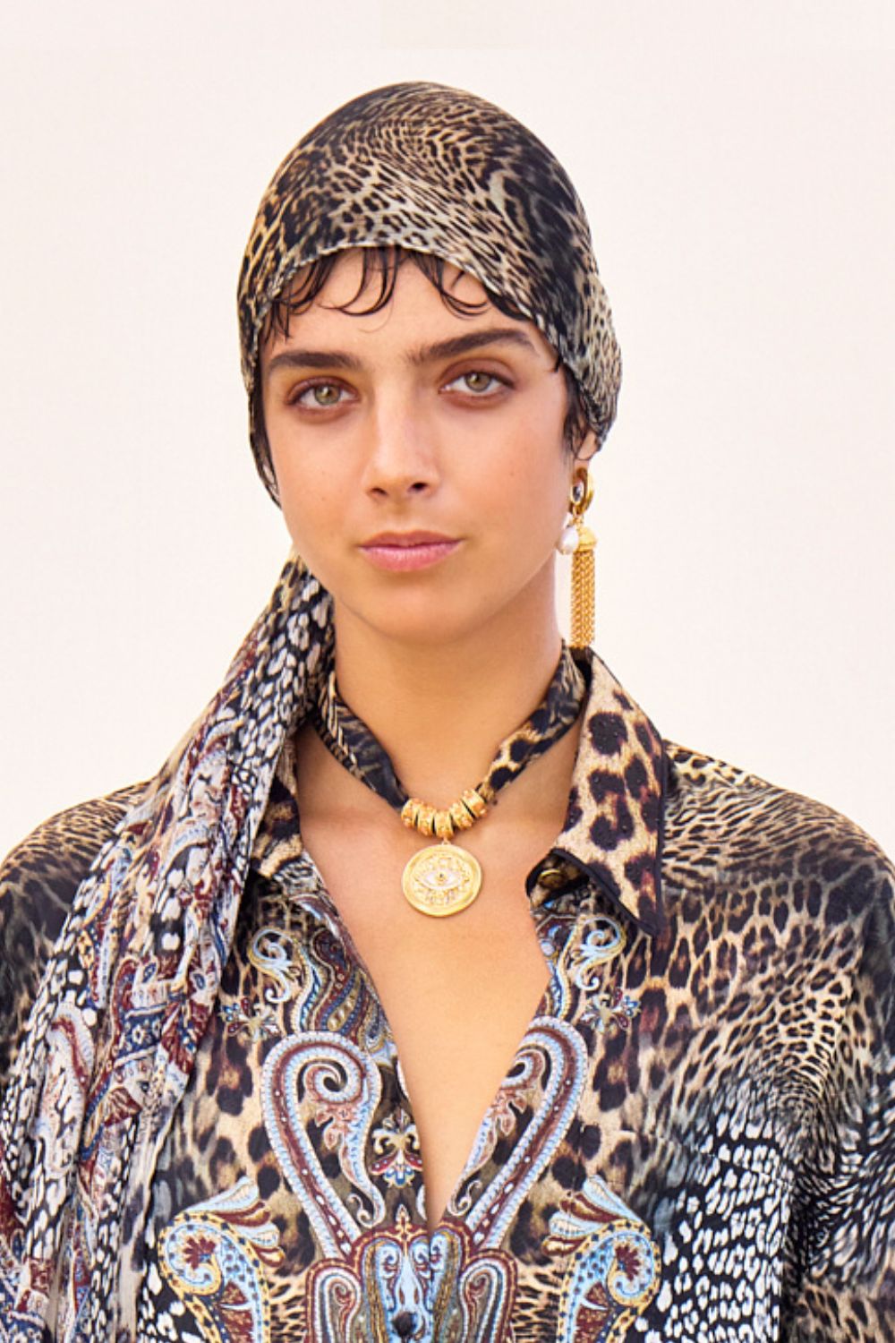 COLLAR DE SEDA OCEANIA ENCANTADA ORO