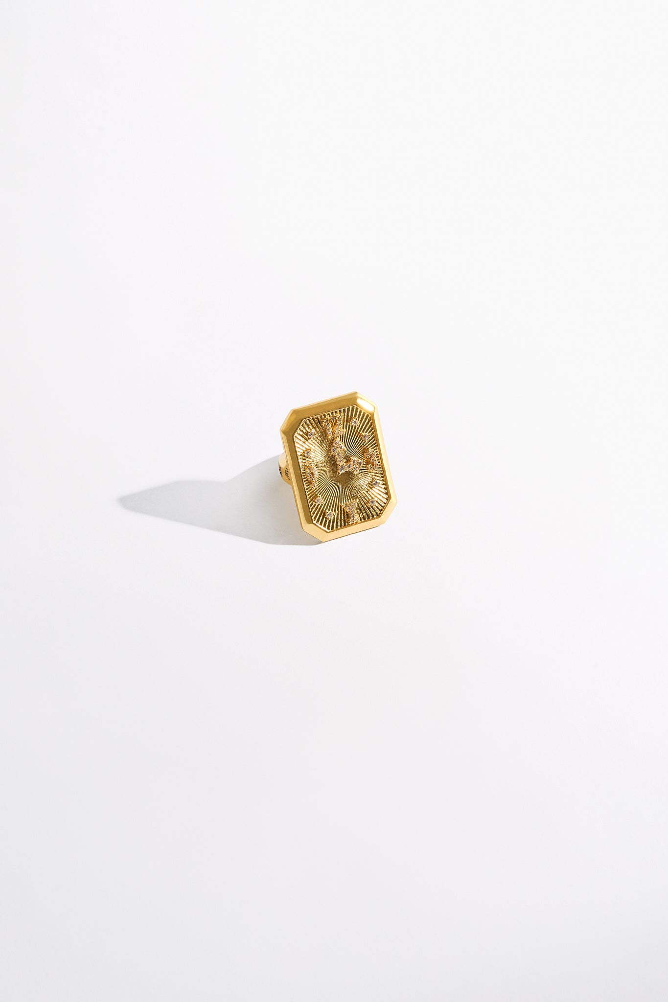ANILLO GRANDE SULTANES, ESCRIBAS Y CHAMANES ORO