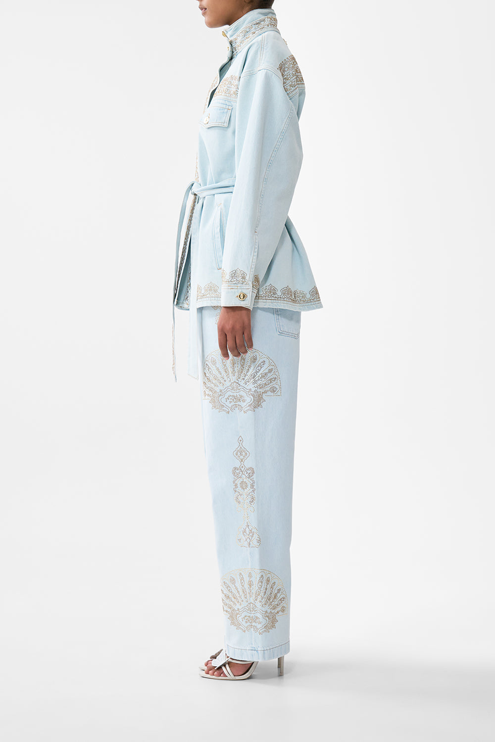 ALIKA ESTAMBUL ALCHEMY CHAQUETA CUELLO ALTO VAQUERA