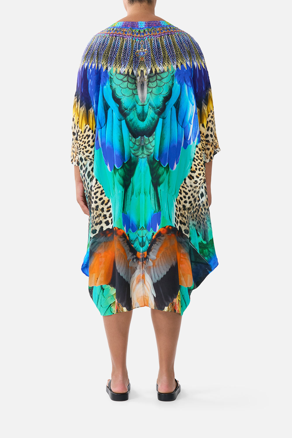 VESTIDO CON BAJO TRASERO REDONDEADO ESTAMPADO JUNGLE FLIGHT