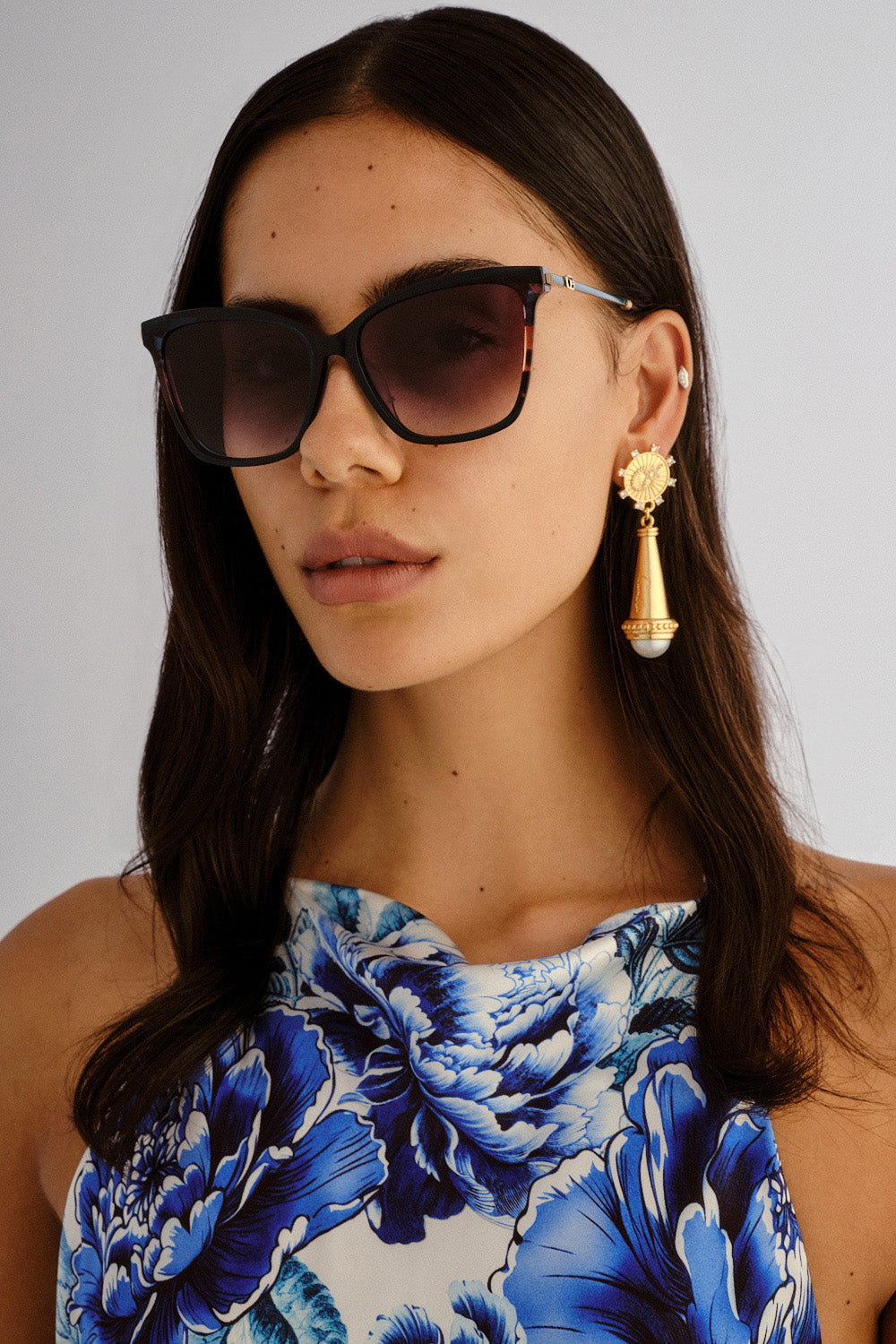 The CAMILLA deep sea dive sunglasses in Teal Marble