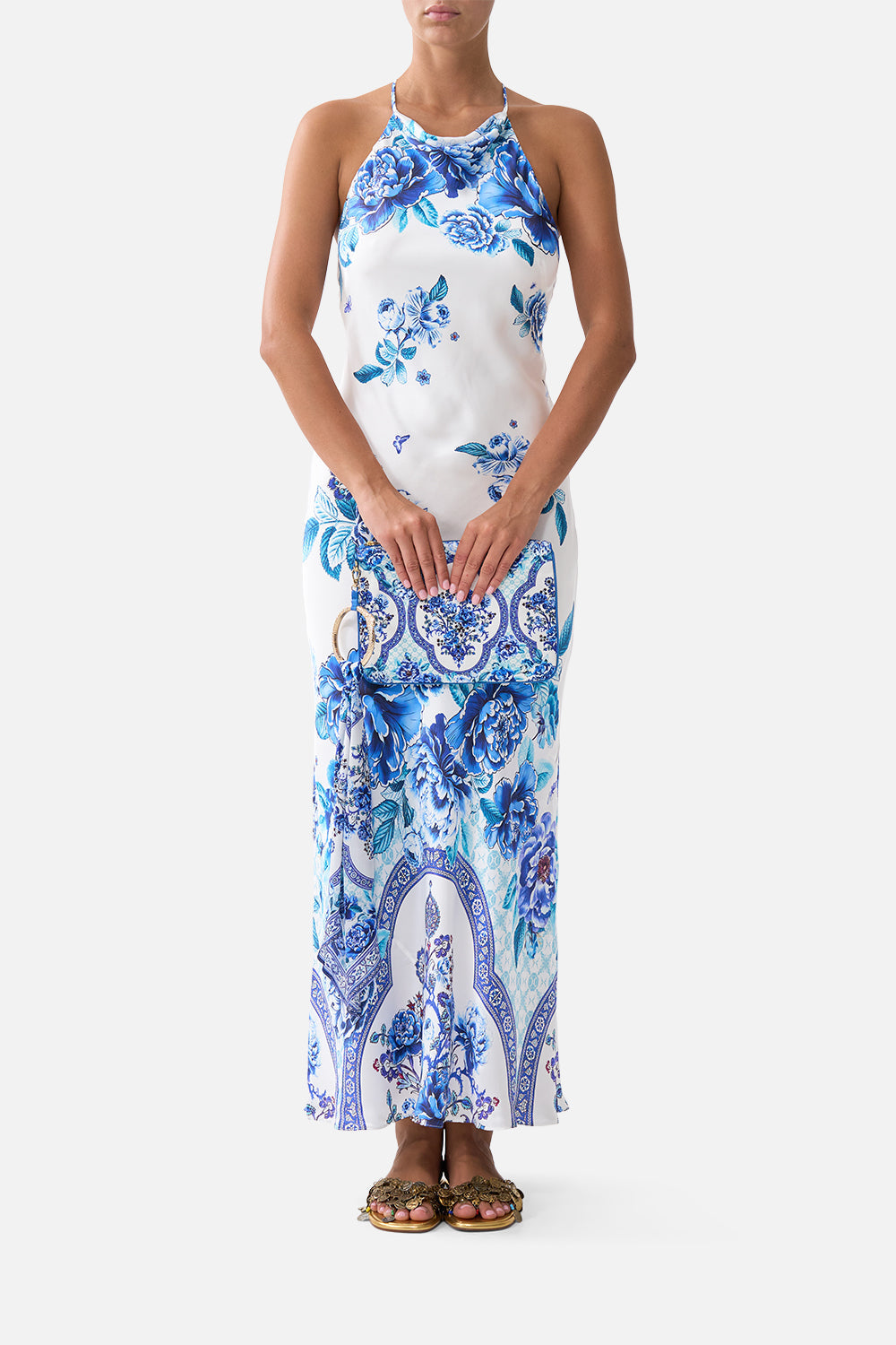 The CAMILLA ring scarf clutch from our print a ceramic garden, back model view