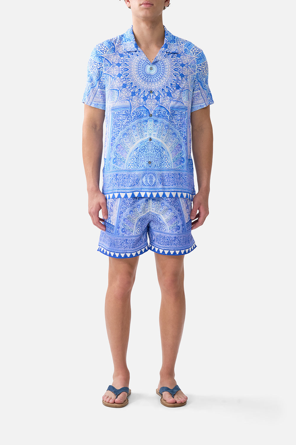 CAMISA DE MANGA CORTA CON CUELLO CUBANO EL BÓSFORO