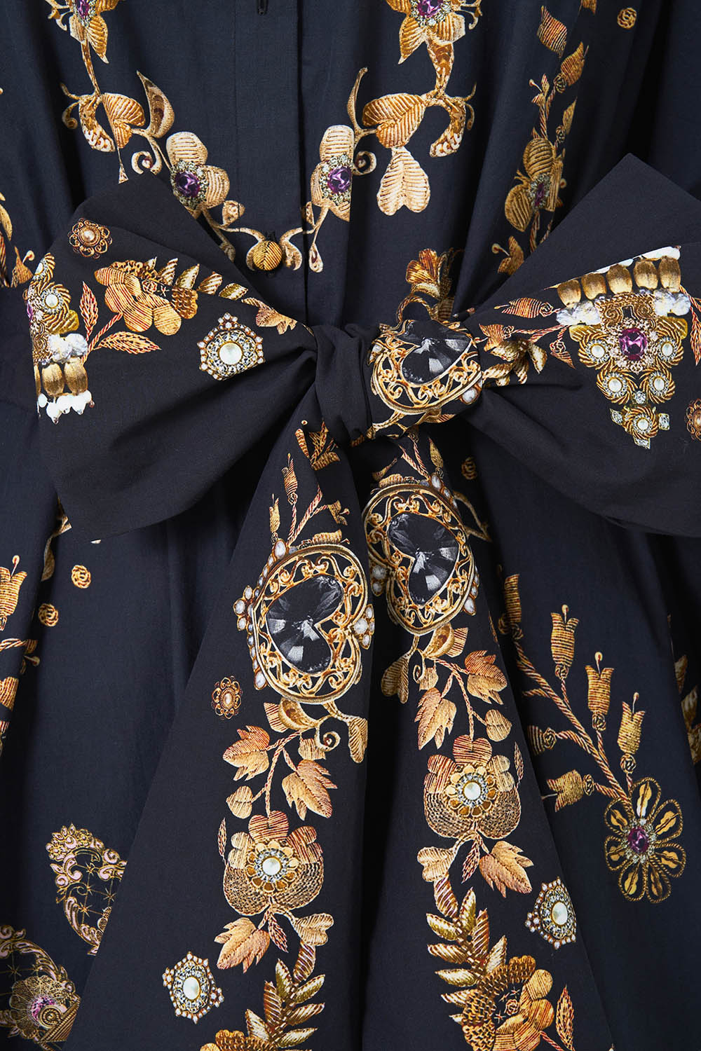 VESTIDO CAMISERO DE MANGA ABULLONADA CON CINTURÓN TAURO ASCENDENTE