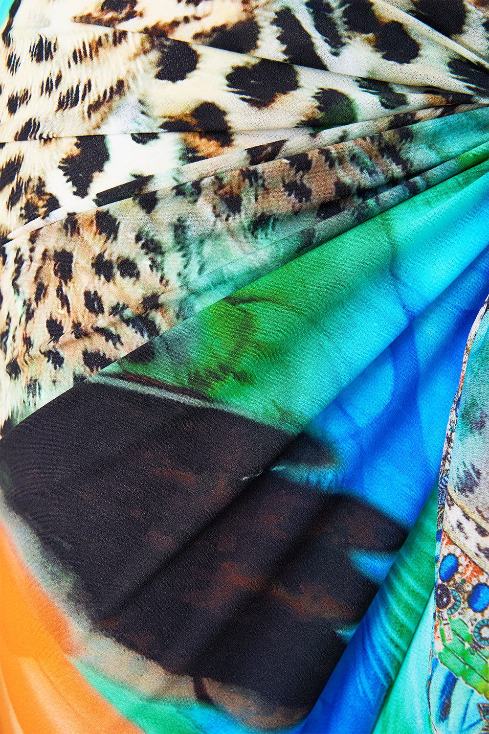 SARONG LARGO MULTIUSOS VUELO EN LA JUNGLA